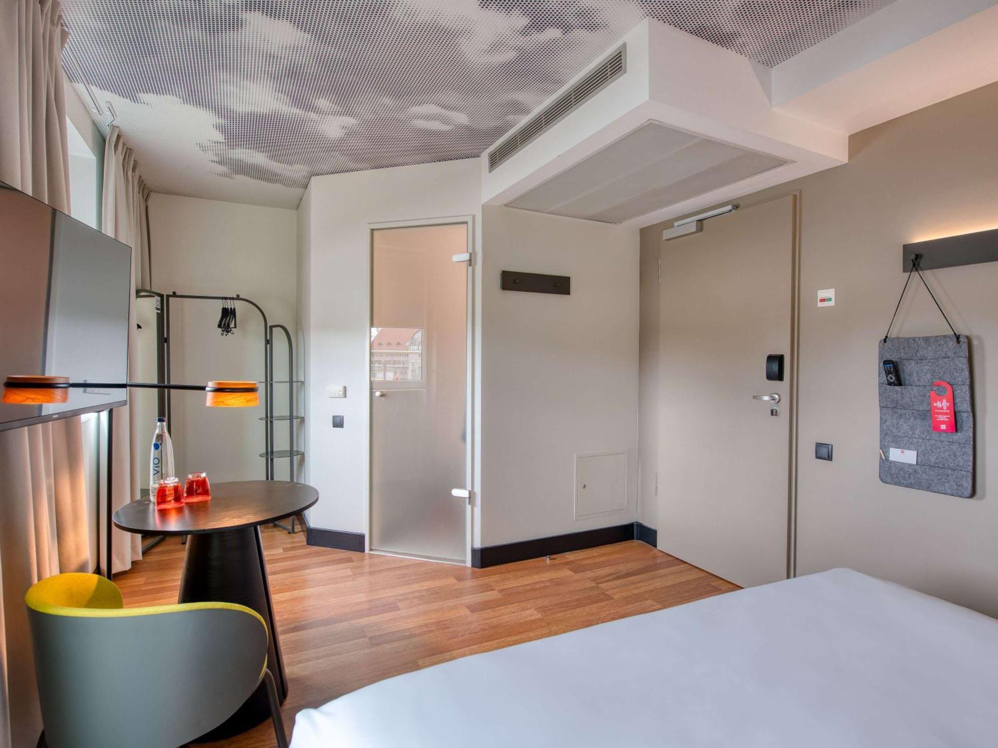 Ibis Berlin Kurfuerstendamm - Neu Renoviert Ngoại thất bức ảnh